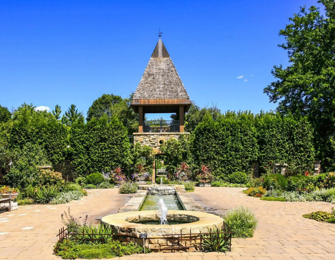 Holiday Inn Express & Suites Madison Central by IHG