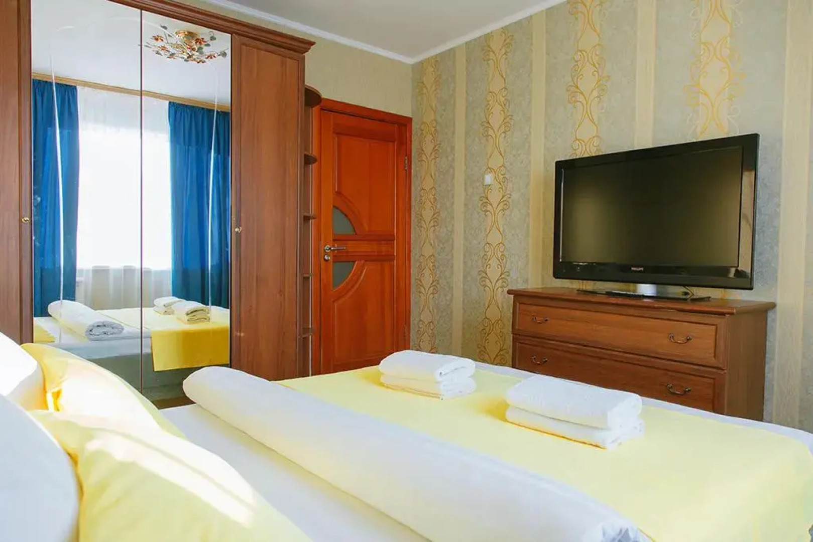 Пять Звёзд на Юбилейной 3