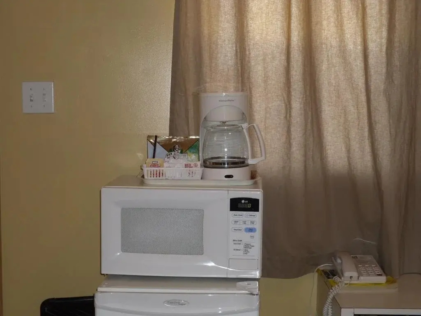 Hotel Bethel - Fort MacLeod, AB