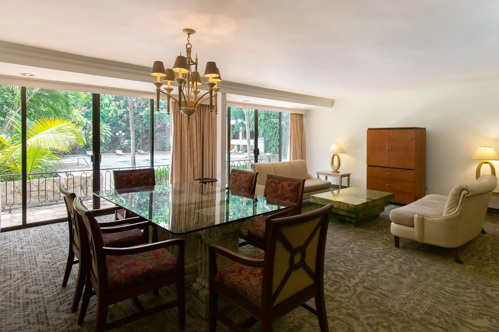 HS HOTSSON Hotel Tampico