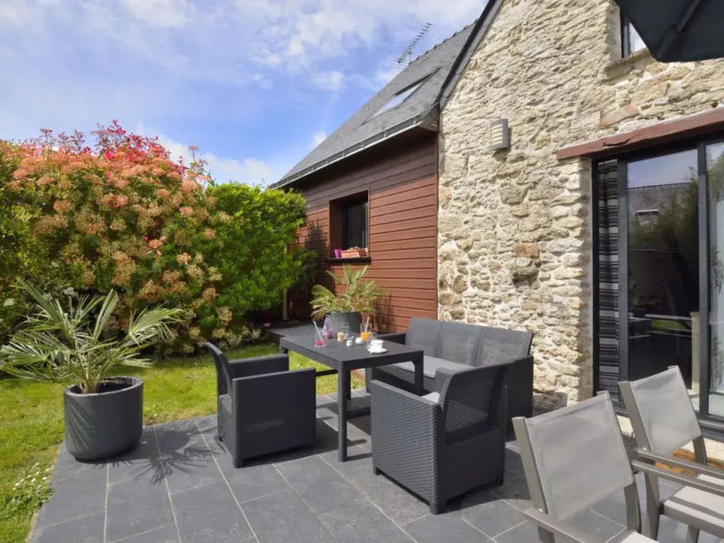 Le GraffiTy (BEE300)