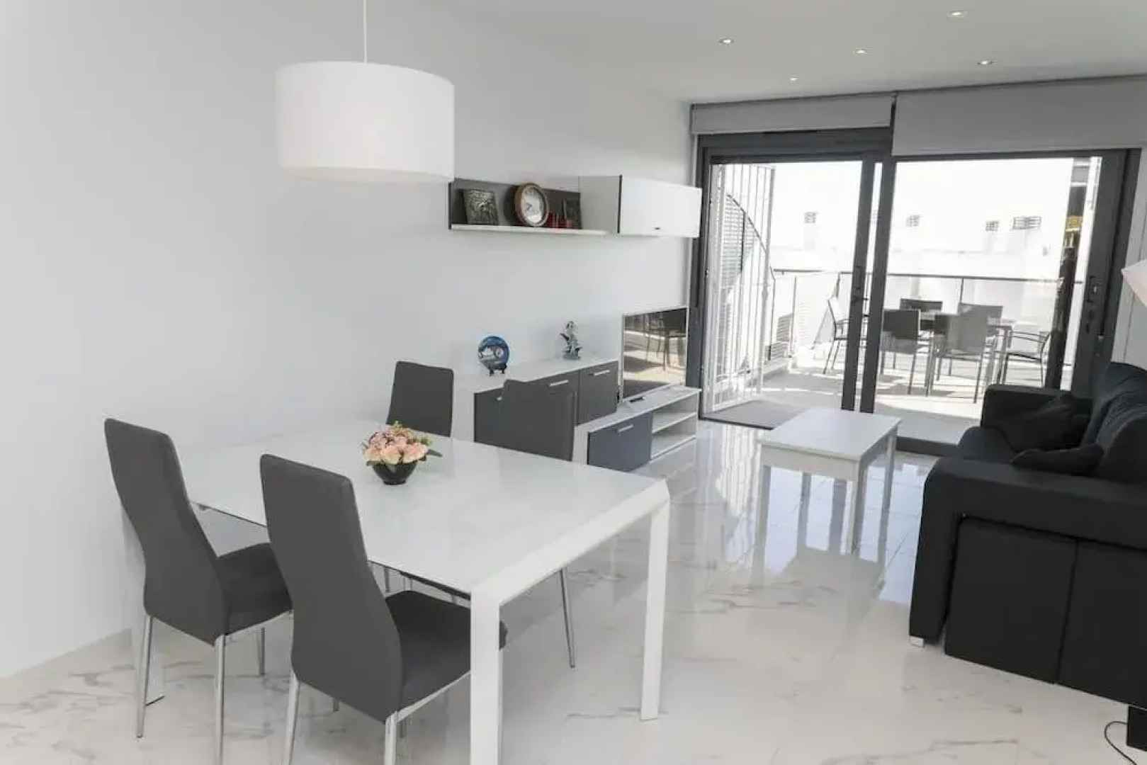 Ocean View Apartment - Near Arenales Beach