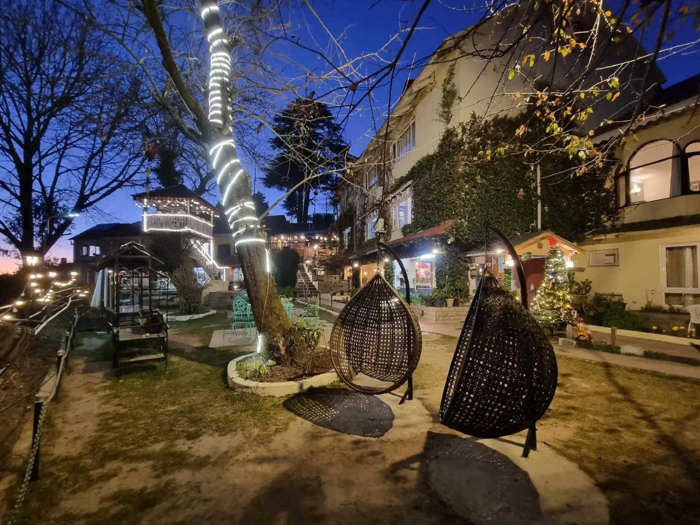 Alps Resort Dalhousie