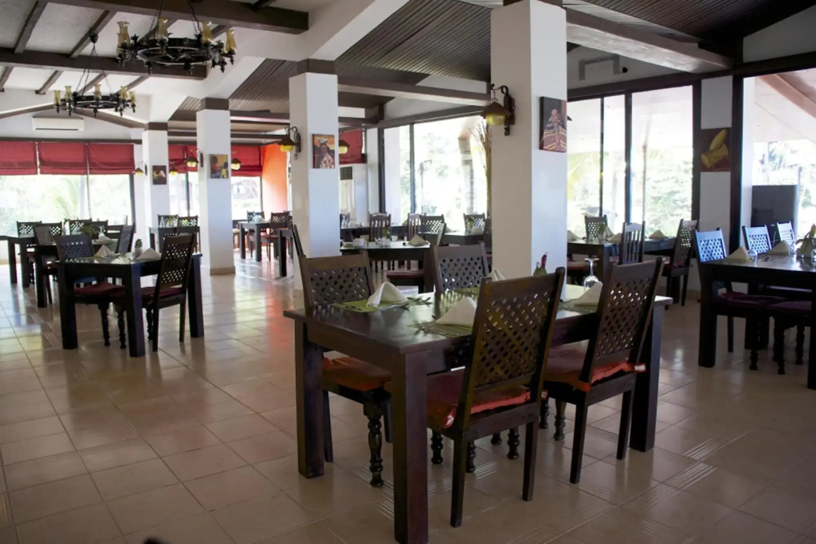 Itsandra Beach Hotel & Resort