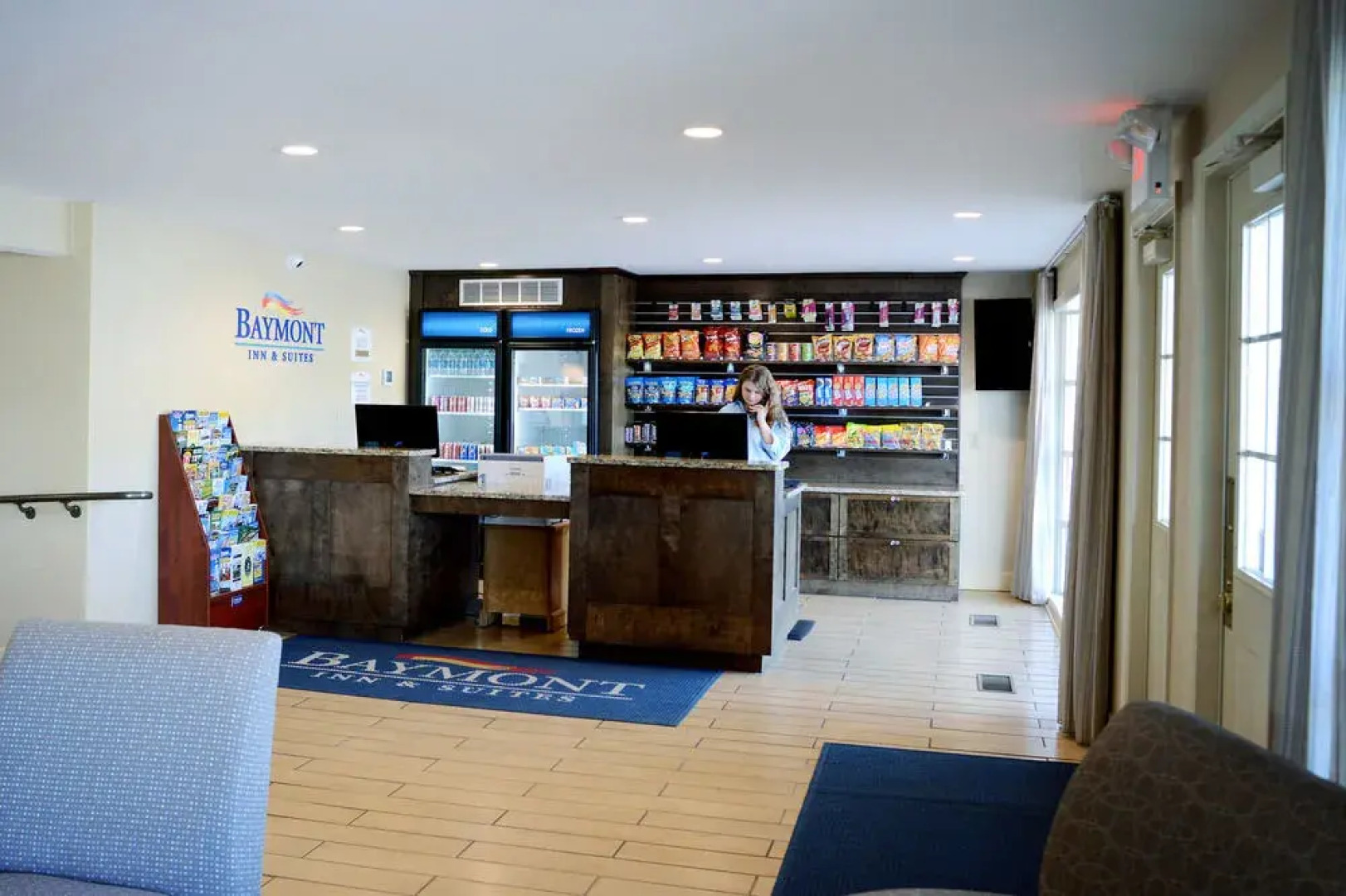 Baymont Inn & Suites St. Ignace Lakefront
