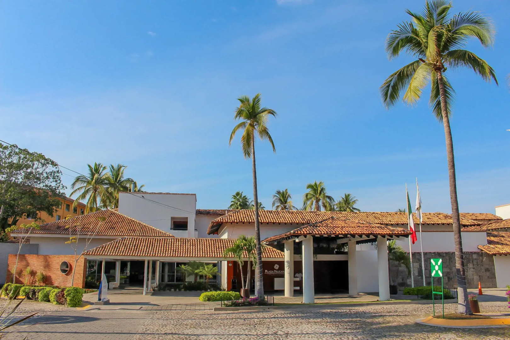 Plaza Pelicanos Club Beach Resort All Inclusive