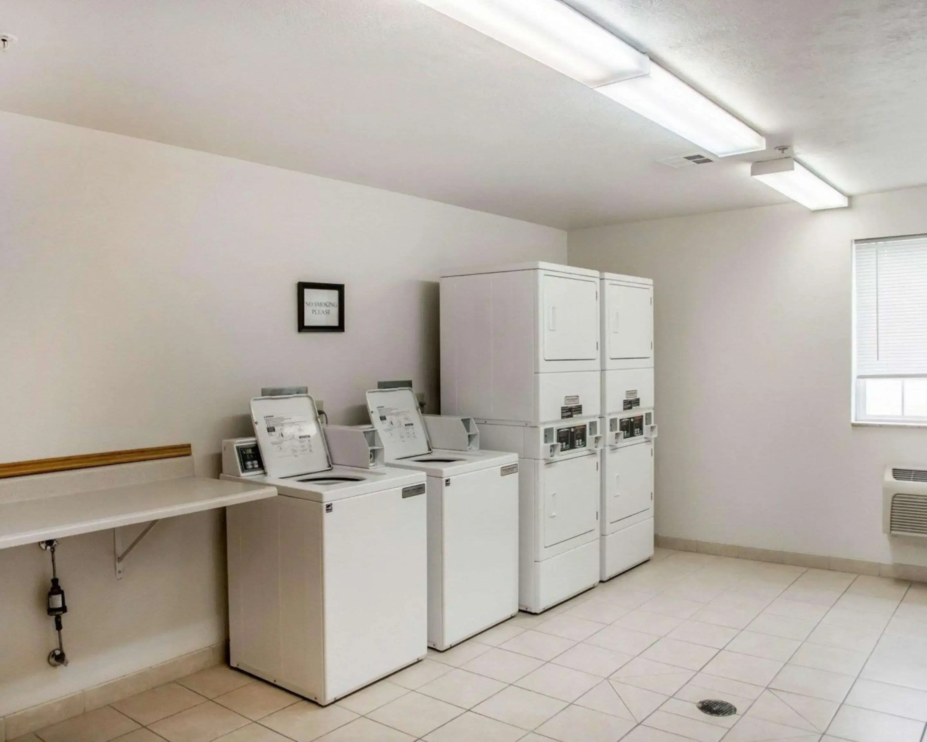 Birch Hill Suites Dayton - WP AFB