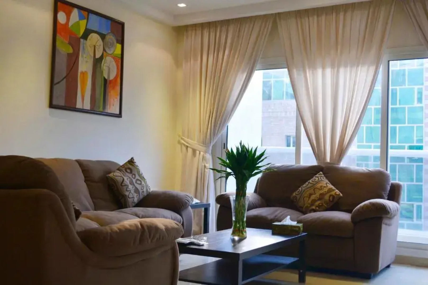 Leaders Plaza Apartments