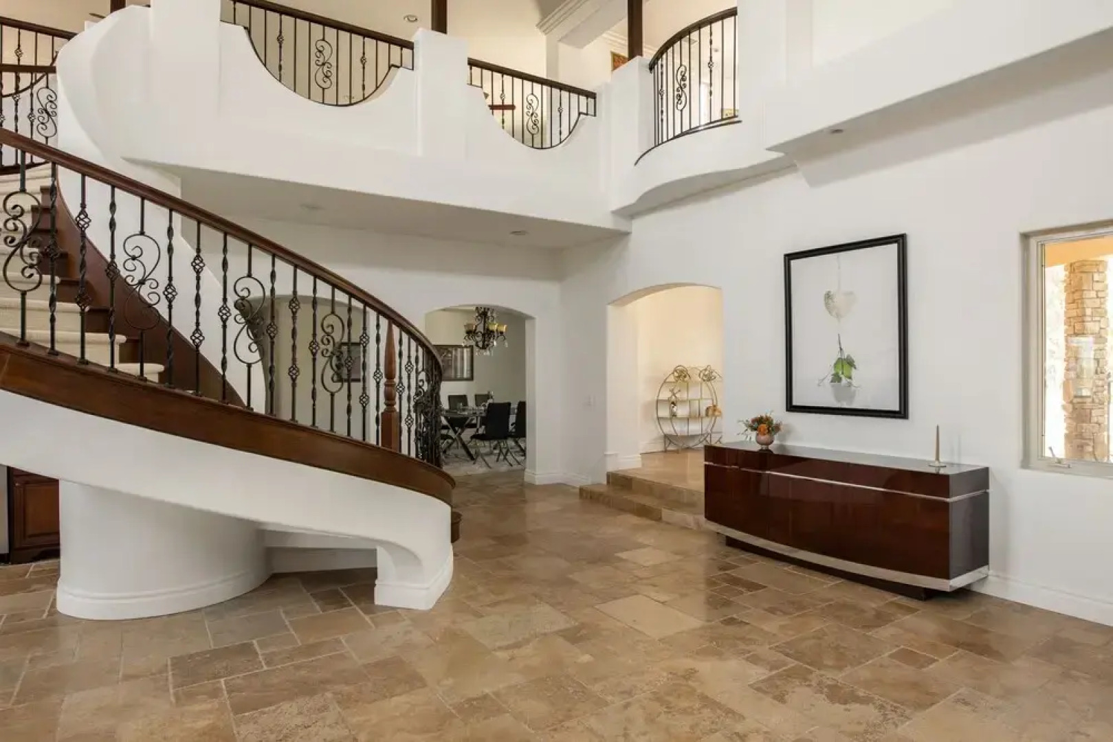 Villa Cabernet by Avantstay Expansive & Private Estate w/ Pool, Hot Tub & Outdoor Kitchen!