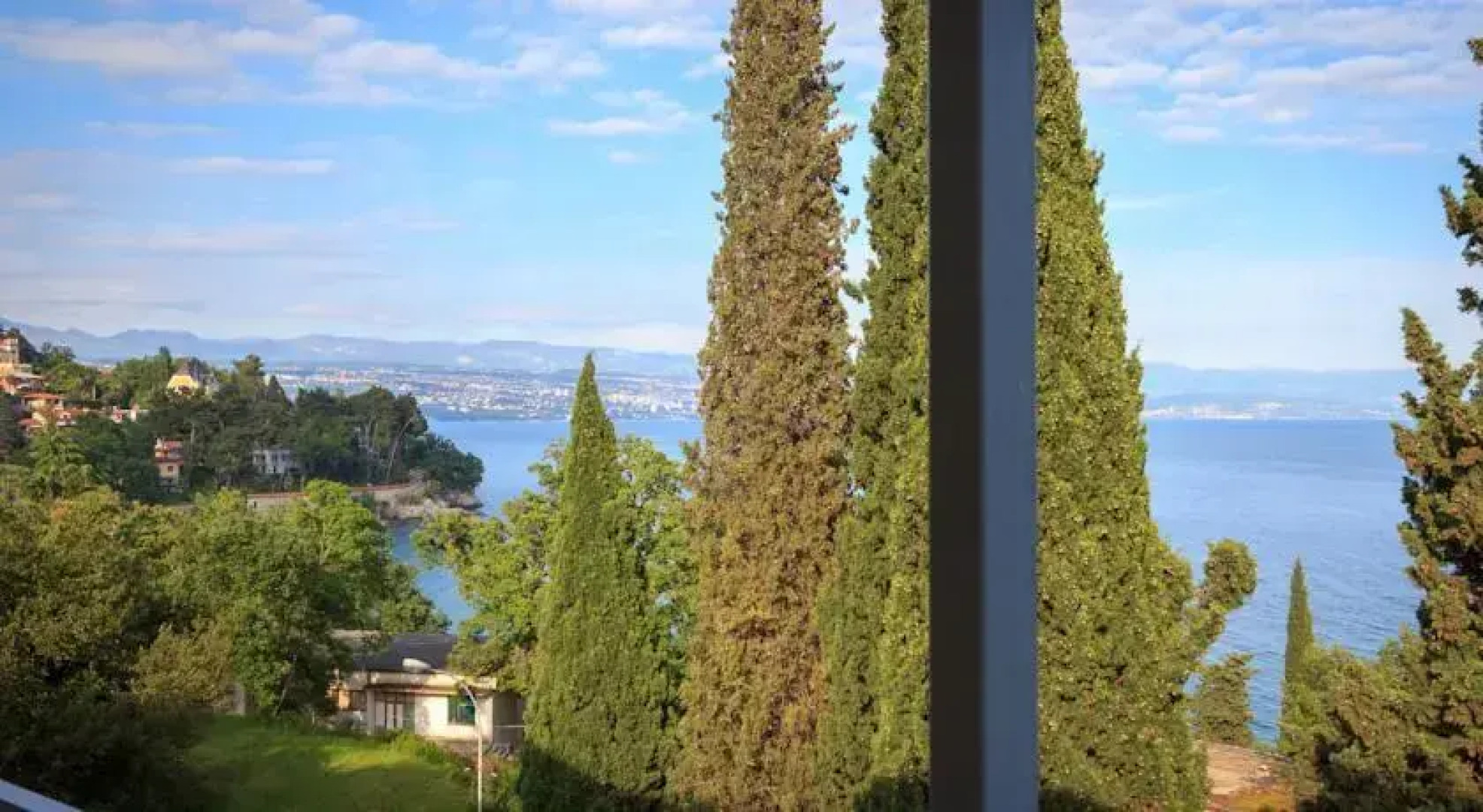 Apartment Near The Beach