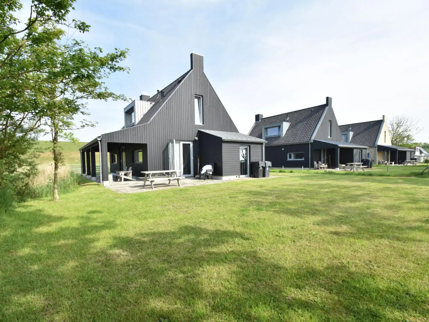 Seaside Villa With Garden