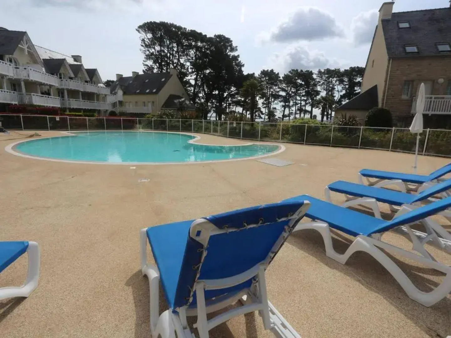 Appartement Fouesnant, 2 pièces, 4 personnes - FR-1-481-83