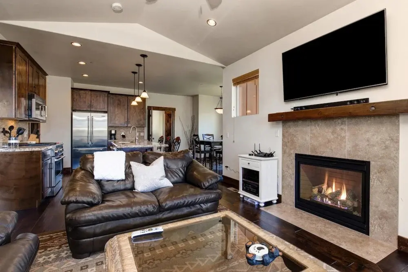 Council Fire 14021 Townhouse - 3 Br townhouse by RedAwning