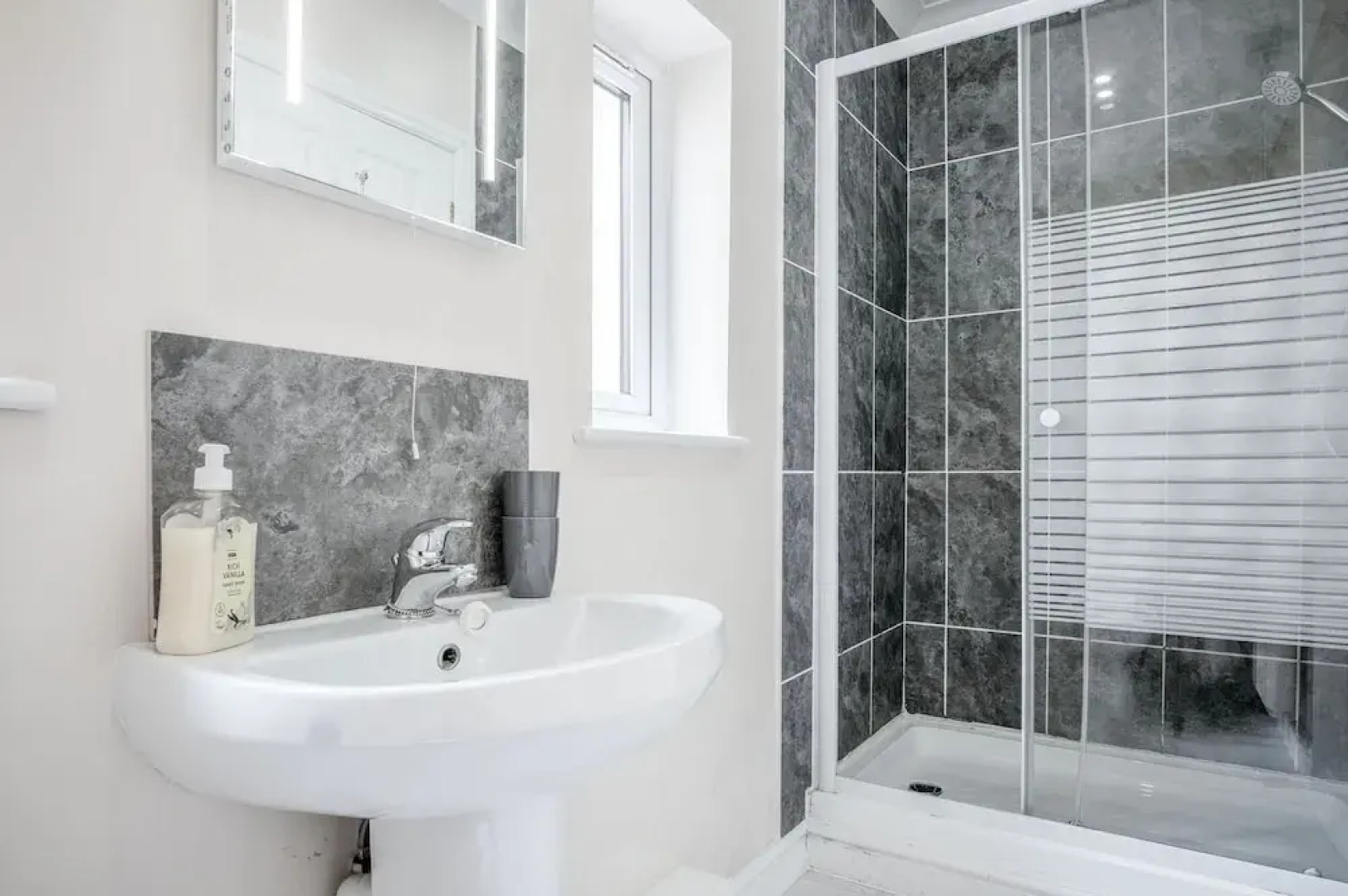 Dunes End - 2 Bedroom Apartment - Pendine