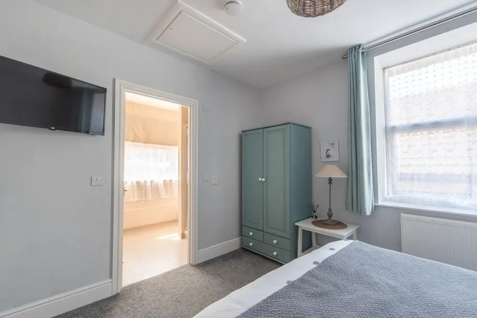 Luxury Group Celebration House With Hot Tub & Bar!