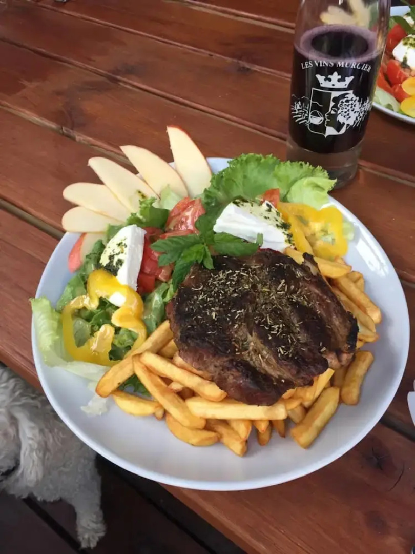 The Resid For Calixte