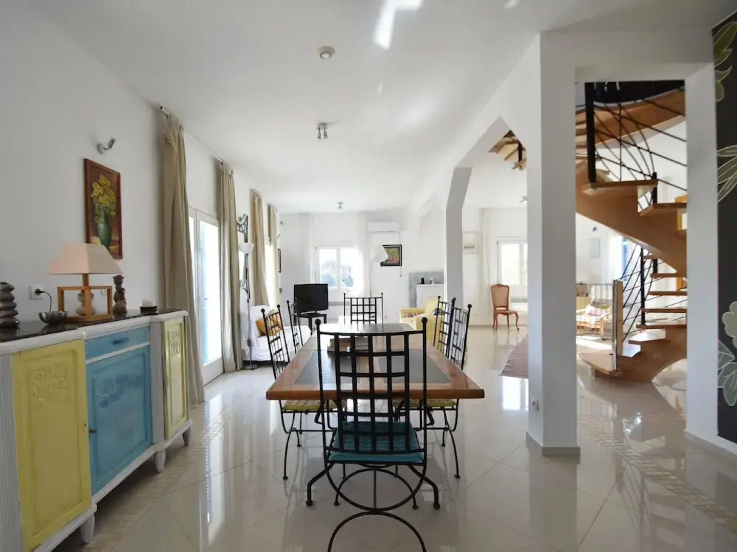 Beautiful Villa With Private Swimming Pool in Beaufort