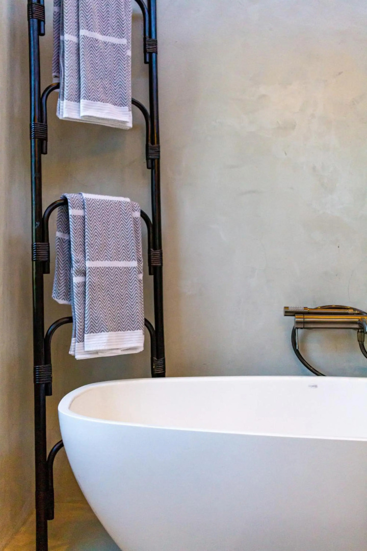 Perivoli Lagoon House