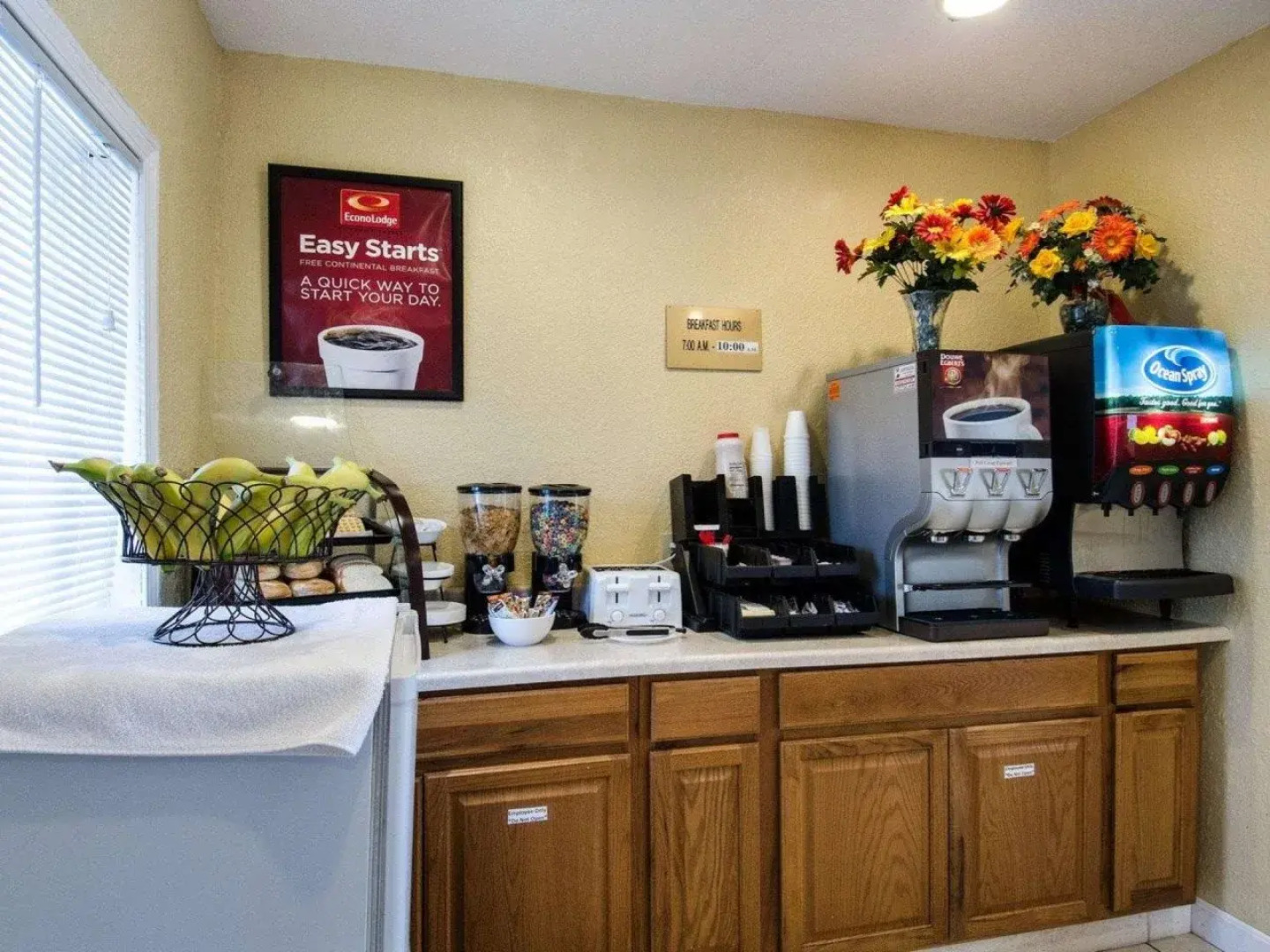 Econo Lodge by Choice - Cape Cod