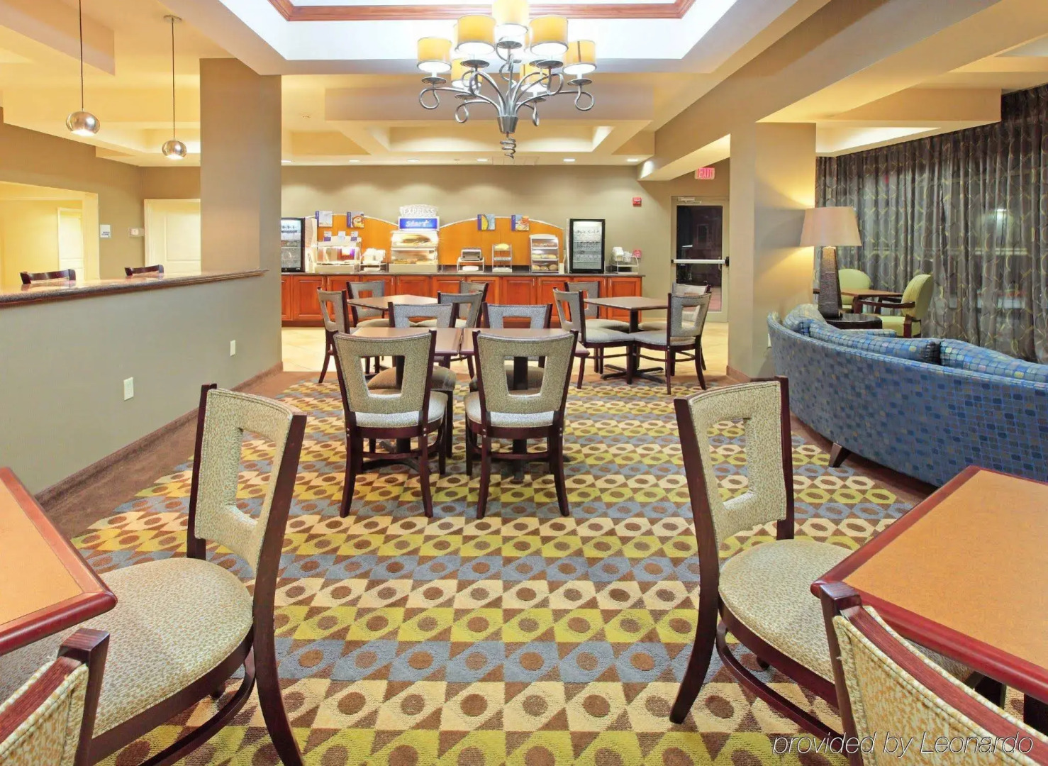 Holiday Inn Express Inn & Suites Searcy by IHG