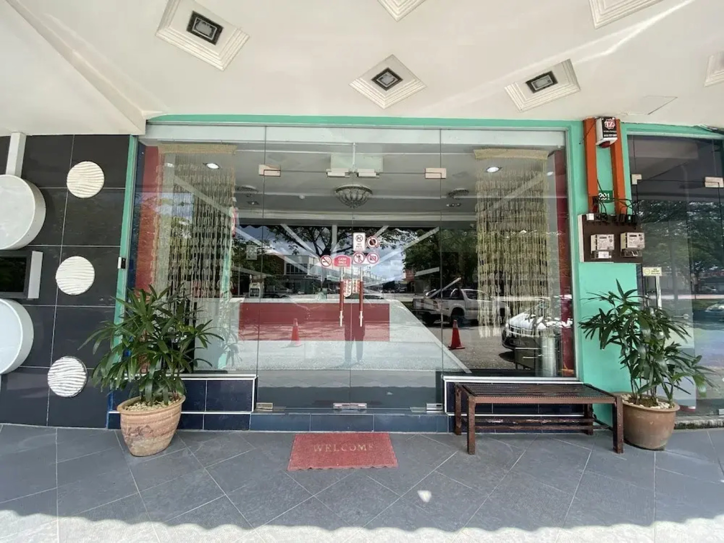 OYO 89752 7 Days Express Hotel