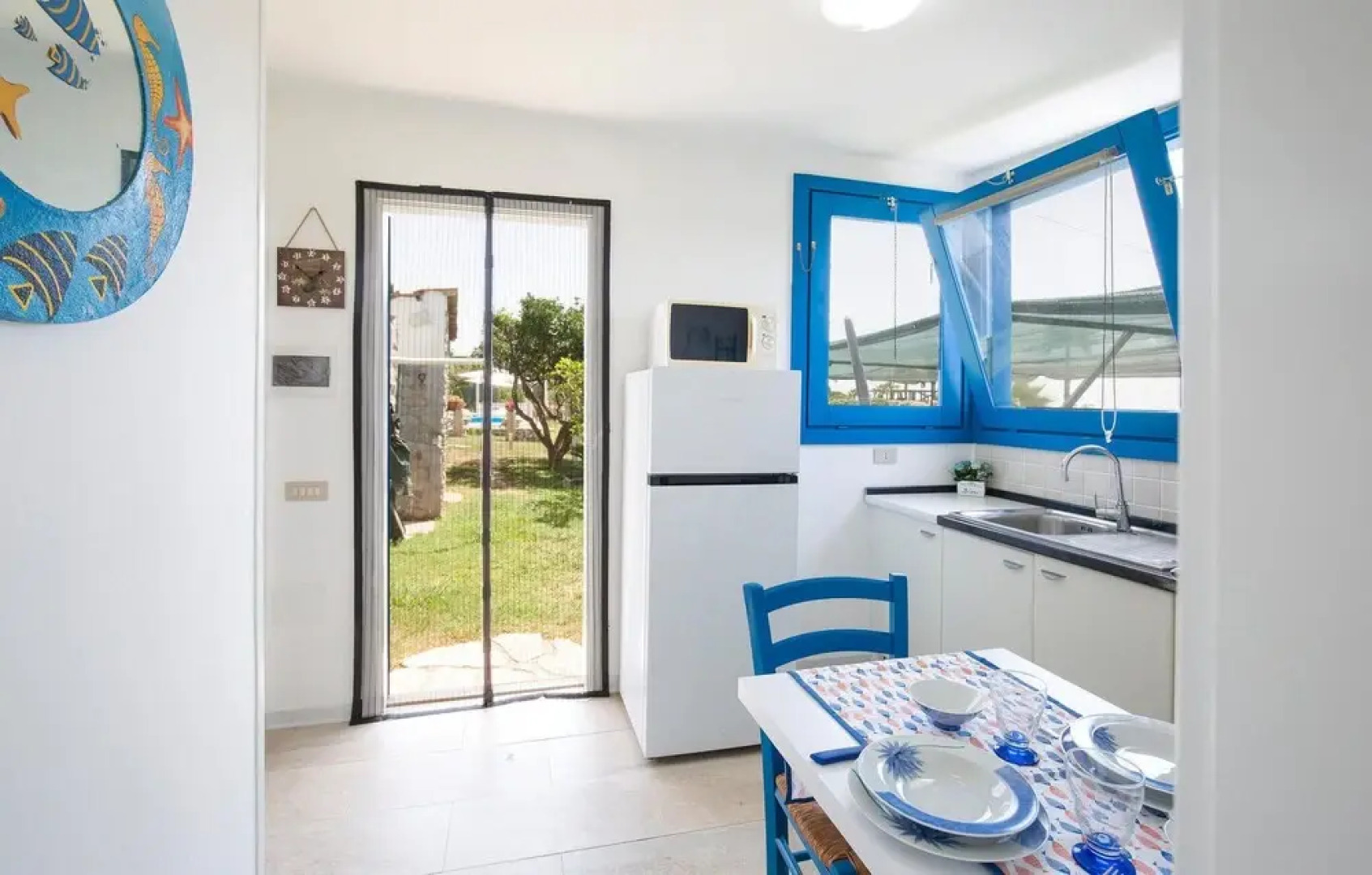 Stunning Home in Cittadella del Capo With 4 Bedrooms, Private Swimming Pool and Outdoor Swimming Pool