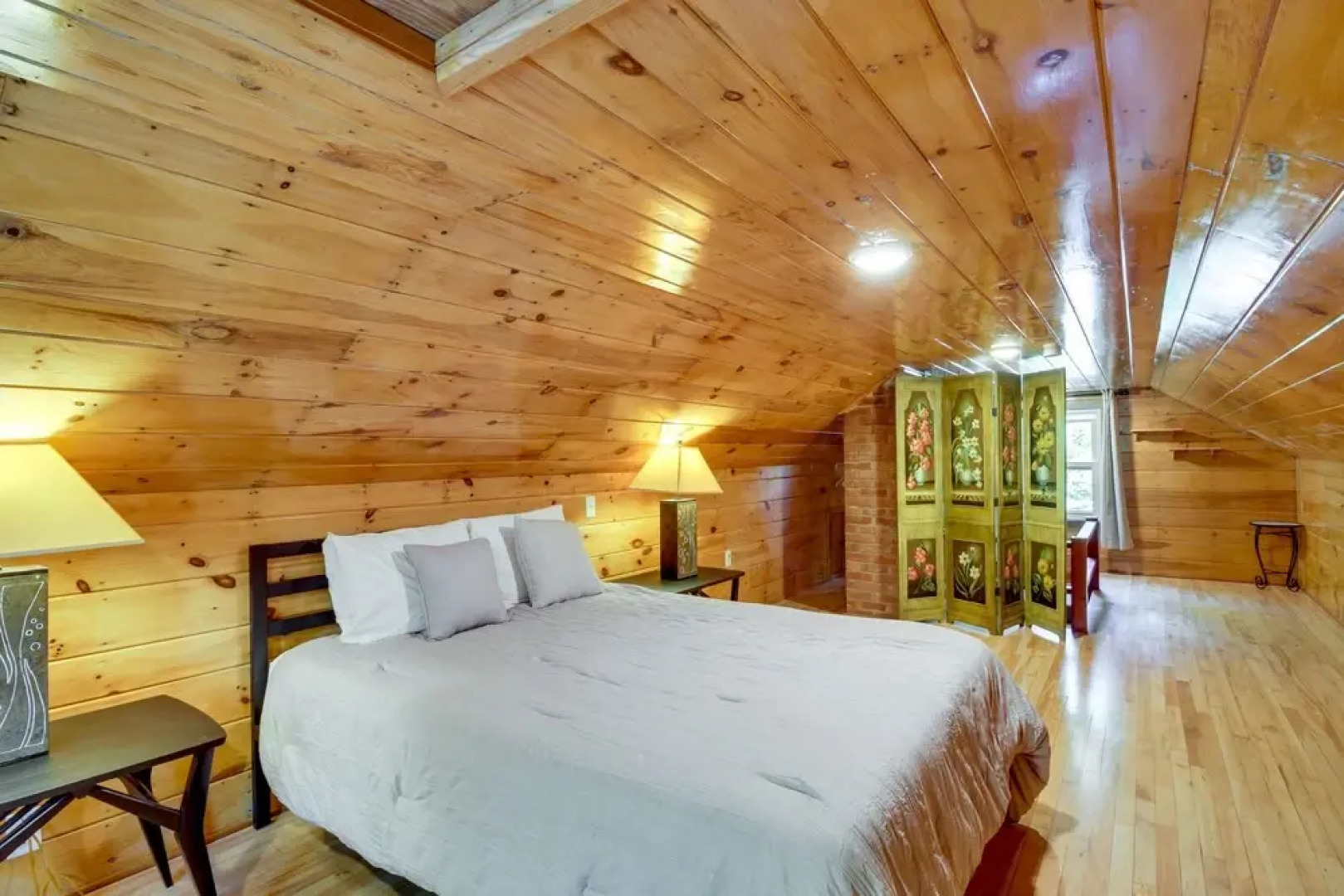 Serene Crosby Cottage: 3 Mi to Serpent Lake!