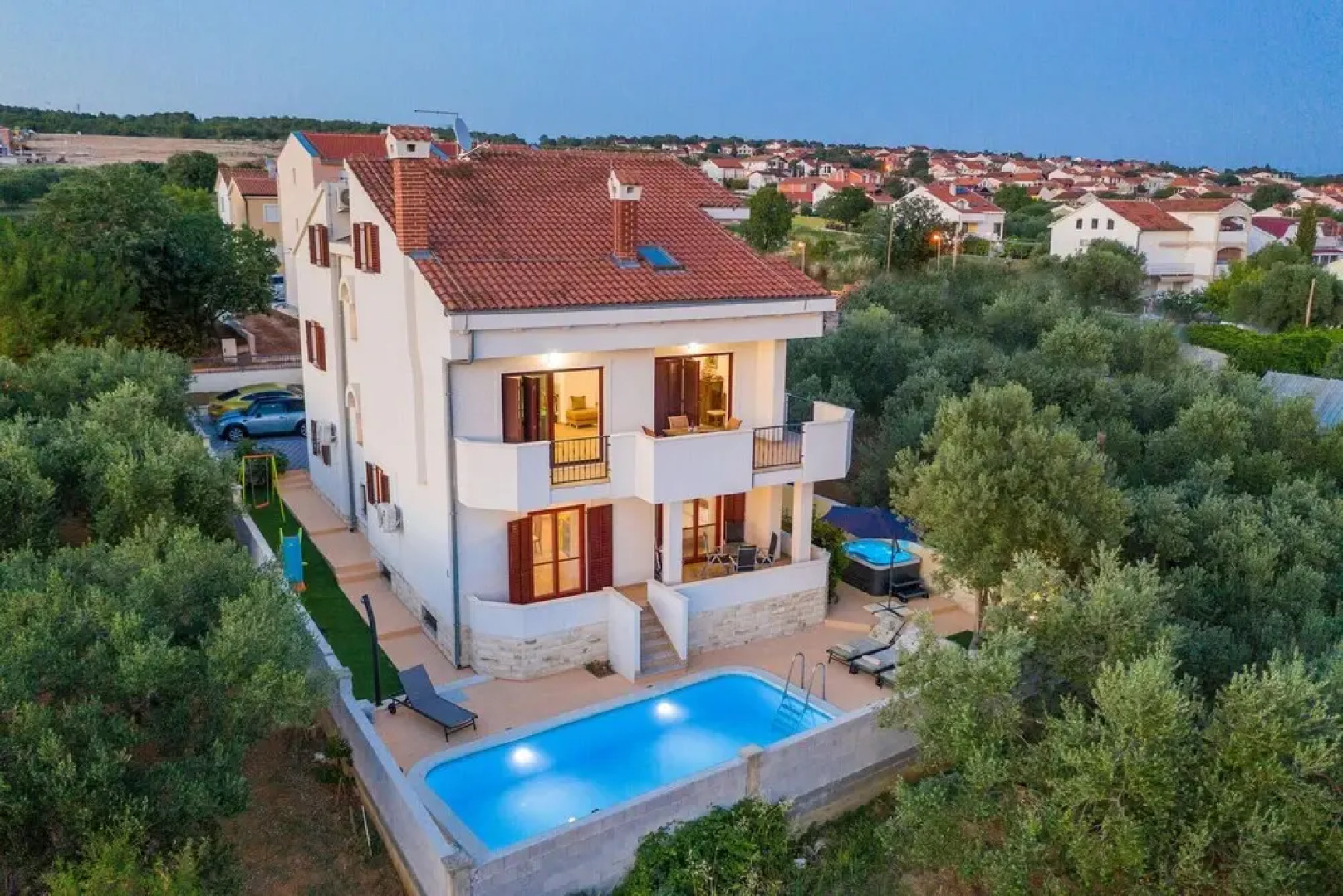 Awesome Home in Sv Filip i Jakov With Sauna, Wifi and 5 Bedrooms