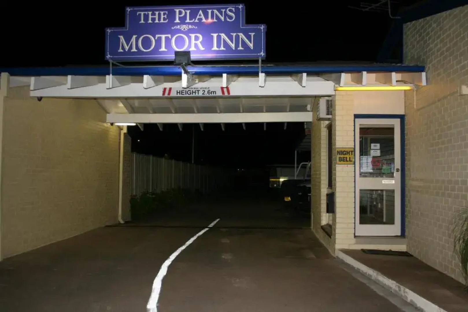 The Plains Motor Inn