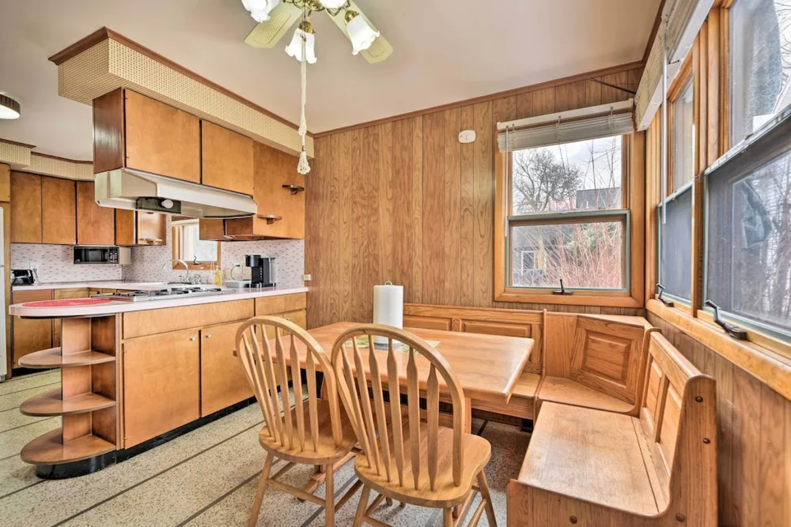 Vacation Rental ~ 8 Mi to Keybank Center!