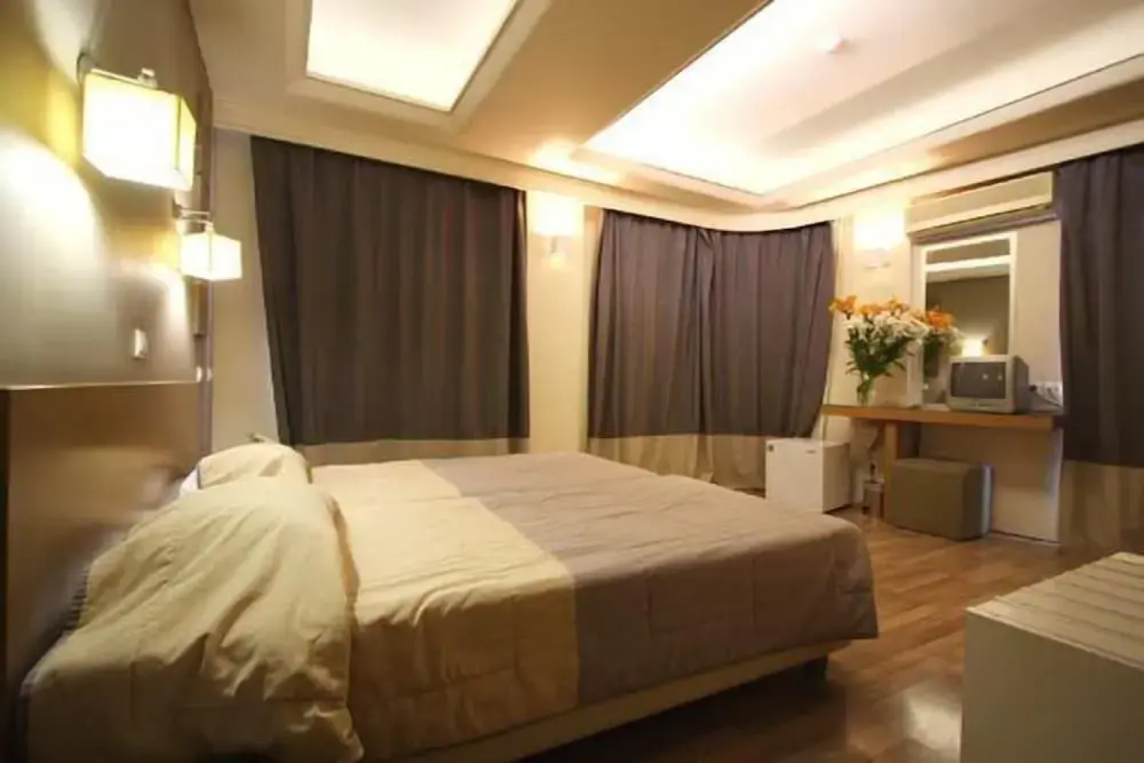 Ariston Hotel