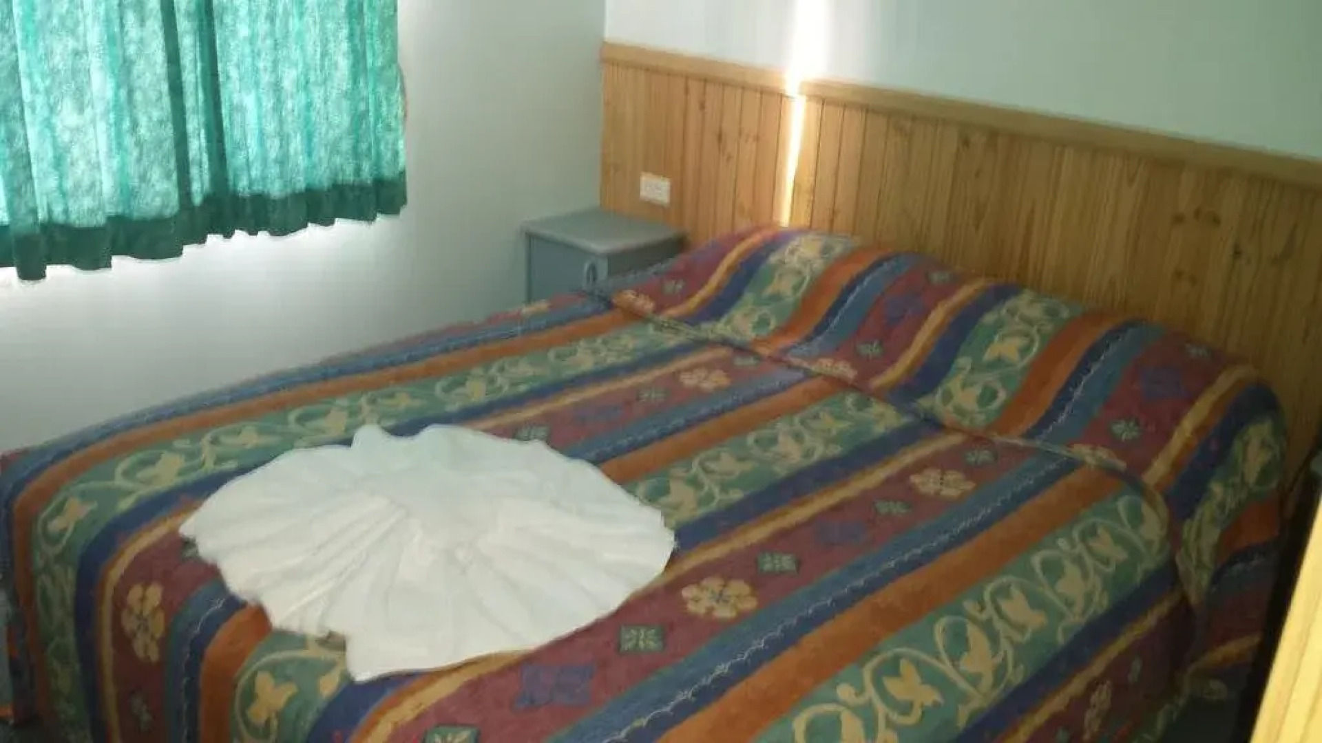 Smugglers Cove Holiday Village