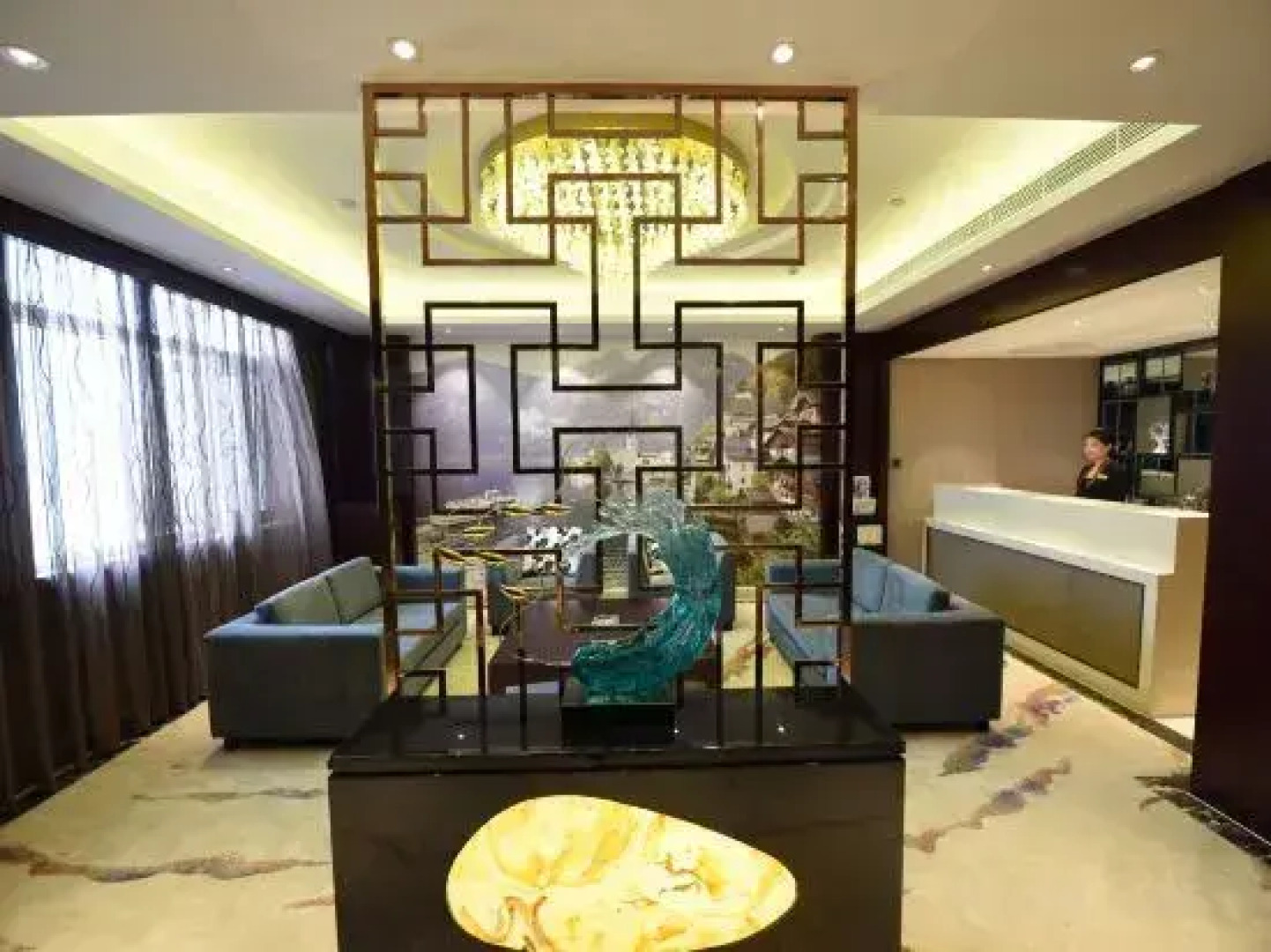 Ao Hua International Hotel