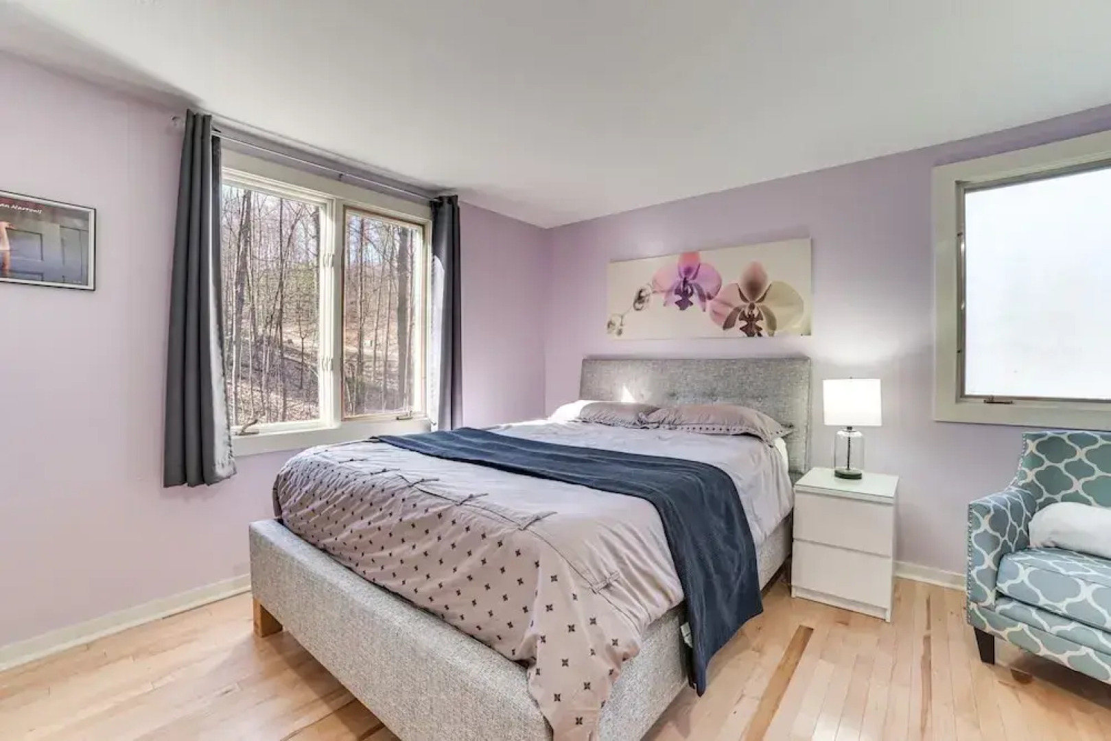 Soaking Tub & Fire Pit! Home Near Dtwn Suttons Bay