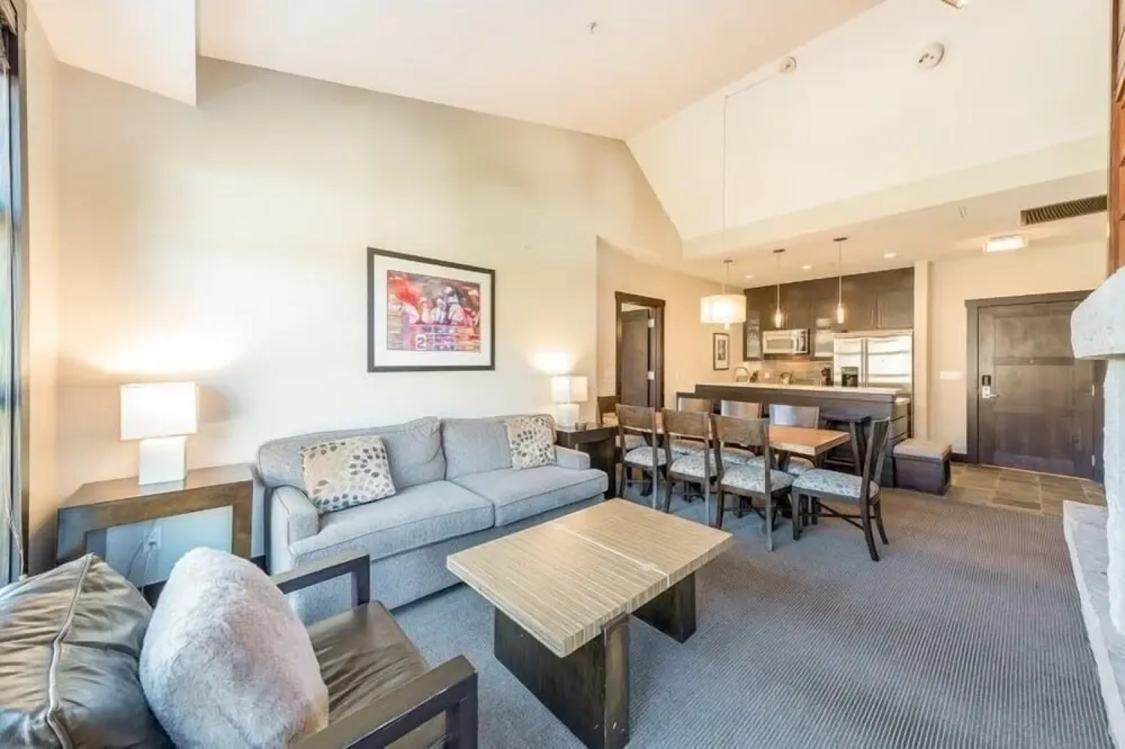 Luxury 3 Bedroom Slopeside Mountain Vacation Rental With Hot Tubs