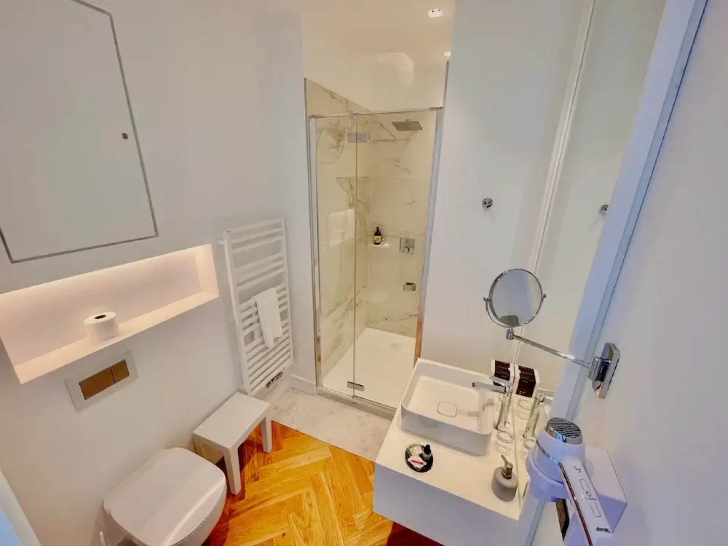 Chateau Les Garennes