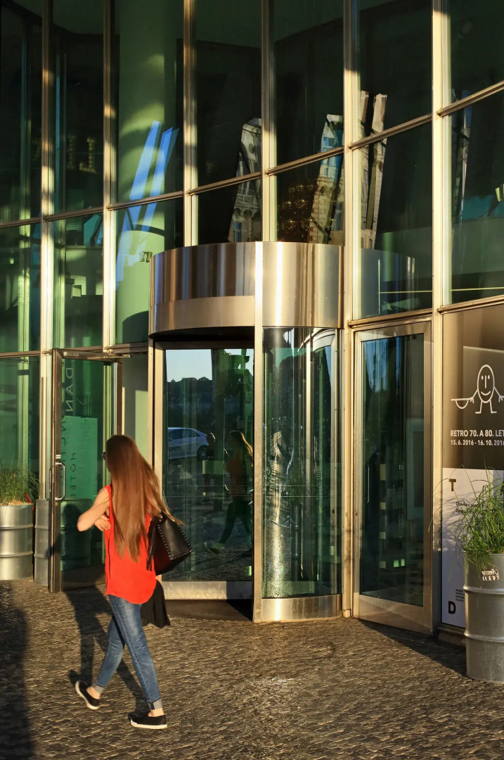 Dancing House – Tančící dům hotel