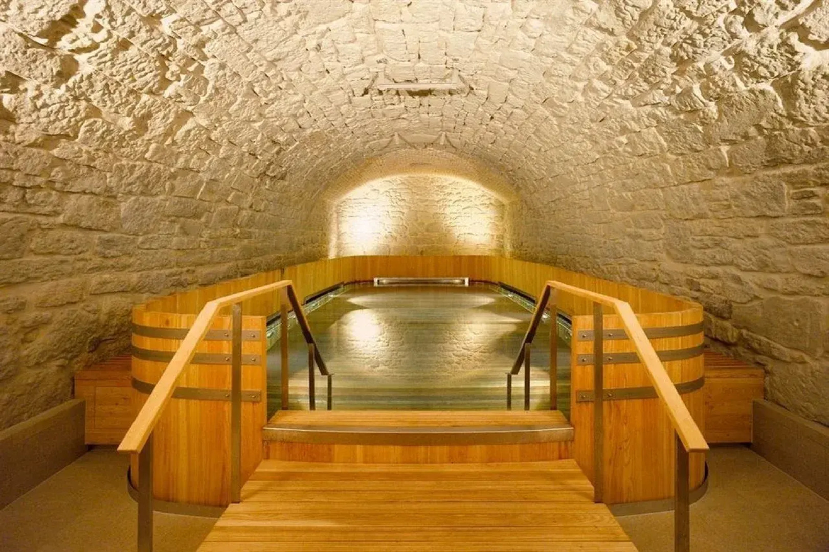 B2 Boutique Hotel + Spa