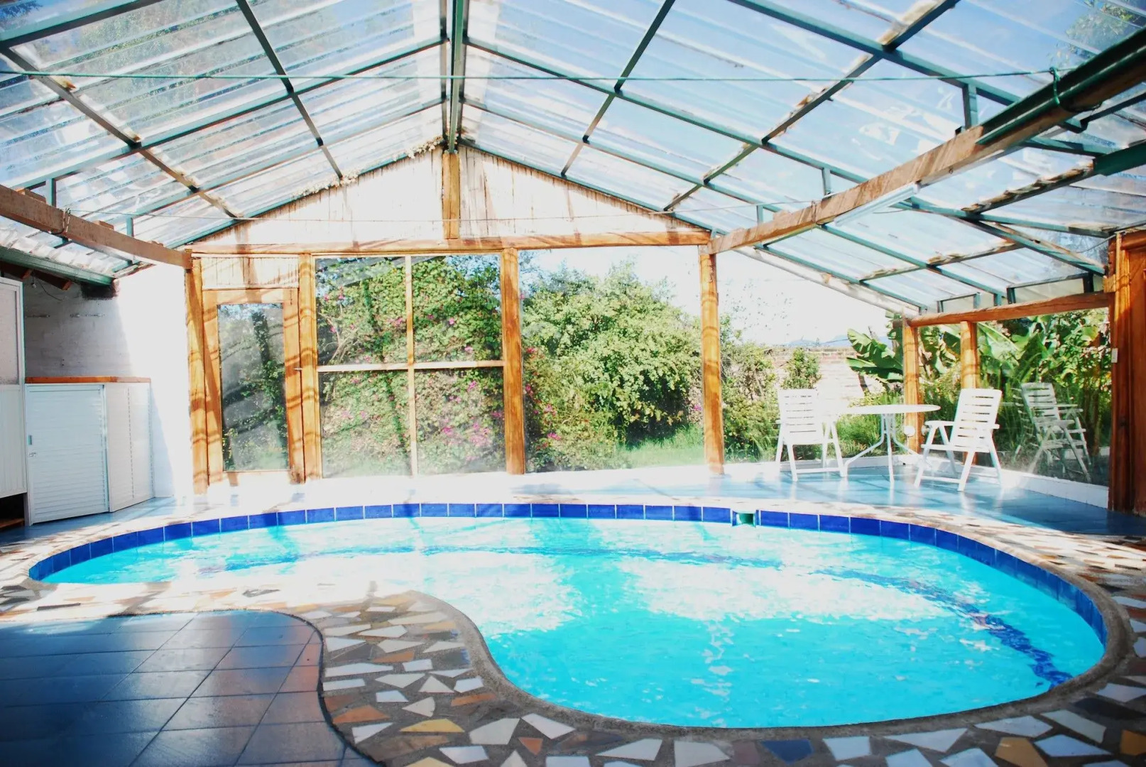 Hosteria Airport Garden