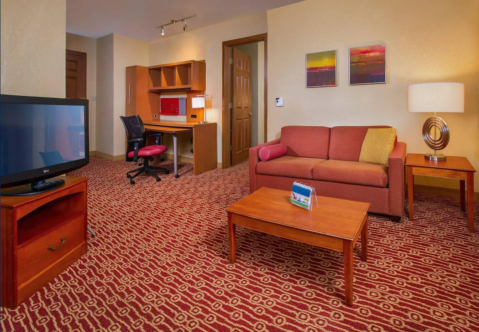 Sonesta Simply Suites Falls Church