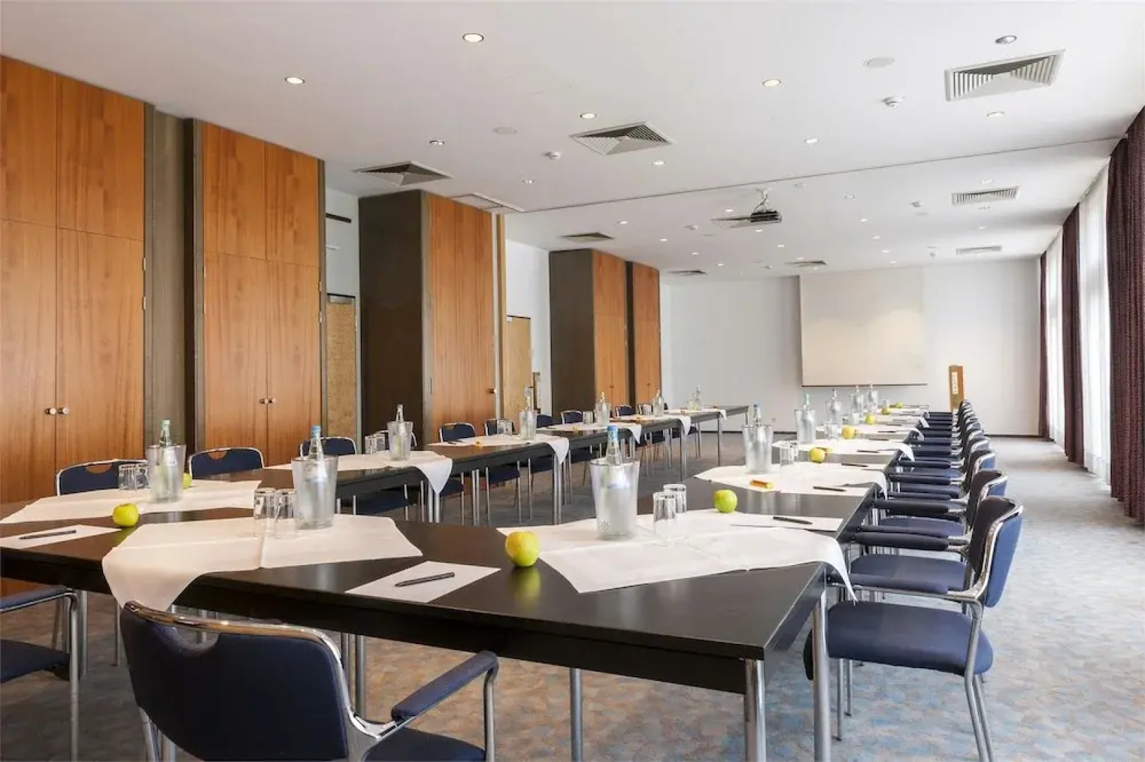 Tryp by Wyndham Stadtoldendorf