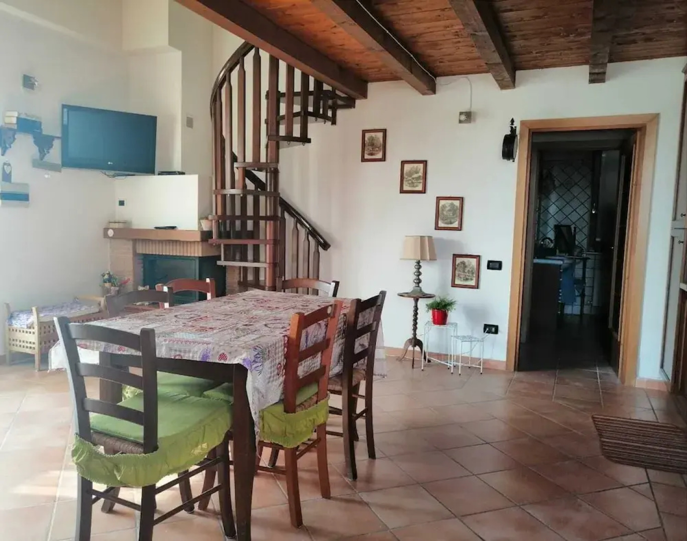 Casa degli Ulivi by holidayngo