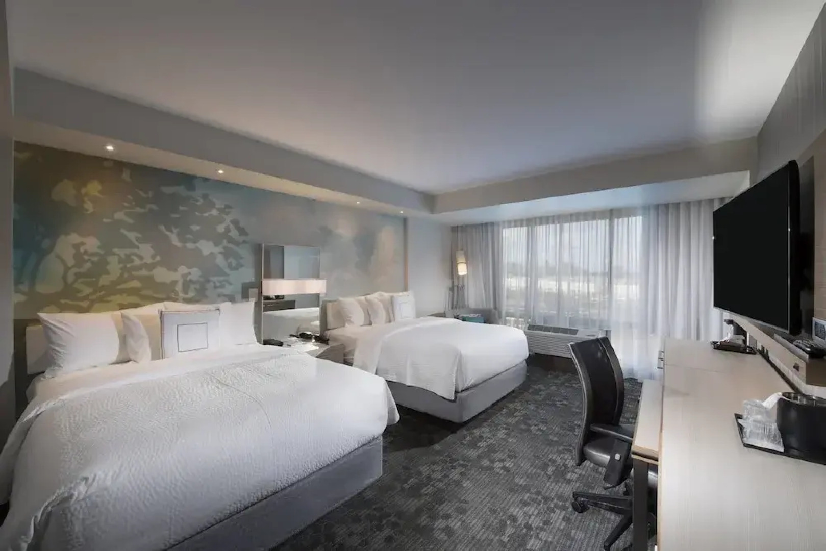 Courtyard Atlanta Alpharetta/Avalon Area