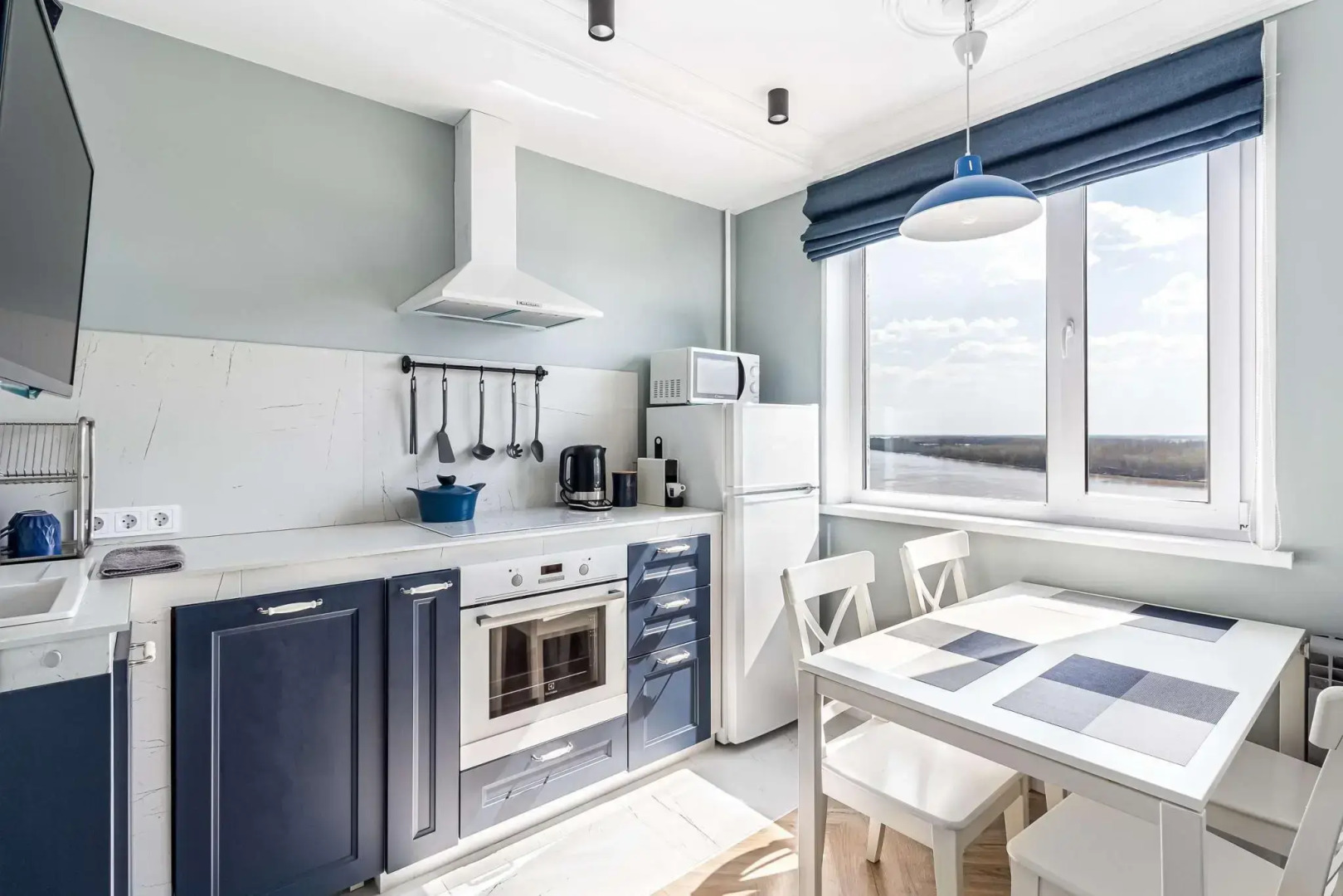 Архитектор на улице 60 лет Октября 10