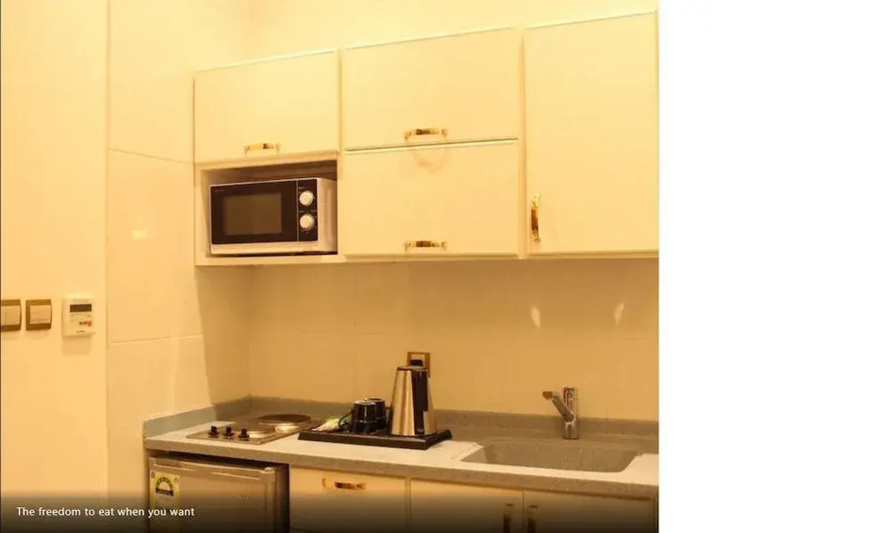 Platinum Alkhamseen Serviced Apartments