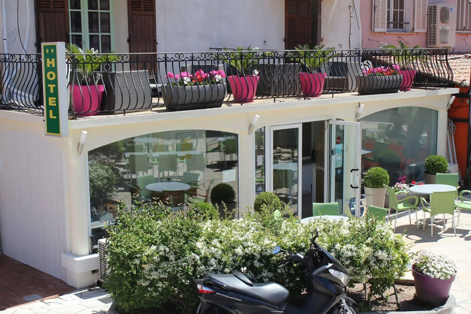 Hotel la Corniche d'Or Mandelieu
