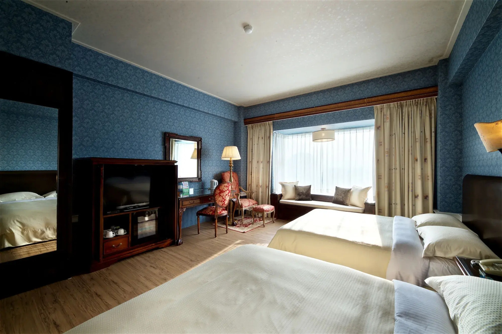 Shangrila Boutique Hotel