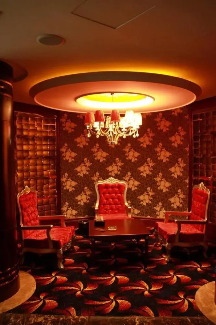 Oriental Luoma Hotel