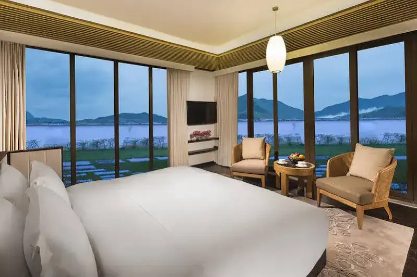 Banyan Tree Huangshan