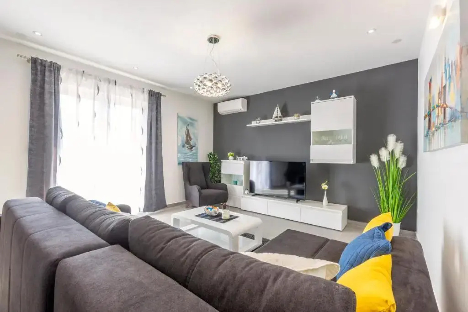 VILLA MAGNOLIA by Split